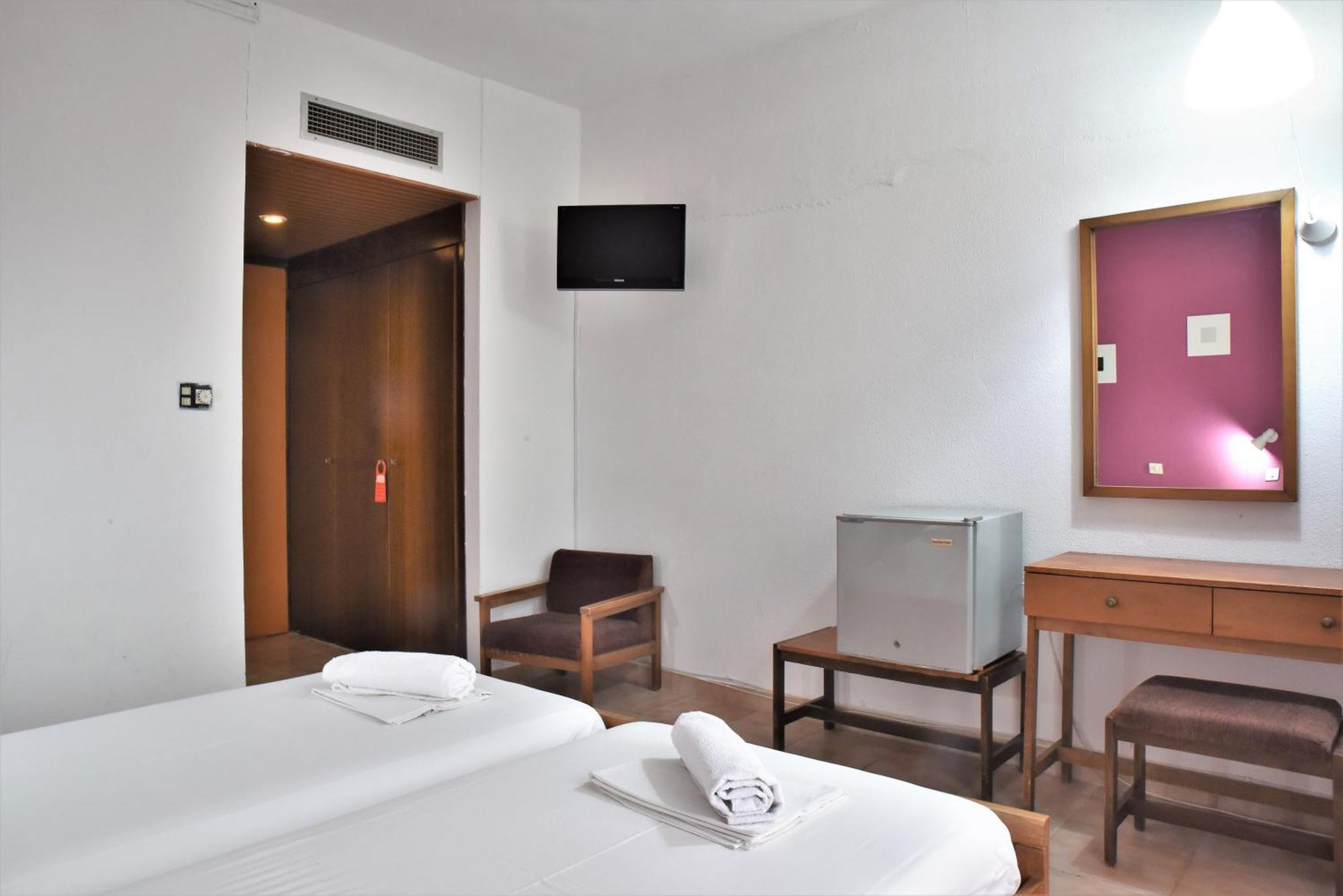 Telhinis Hotel & Apartments Φαληράκι Δωμάτιο φωτογραφία